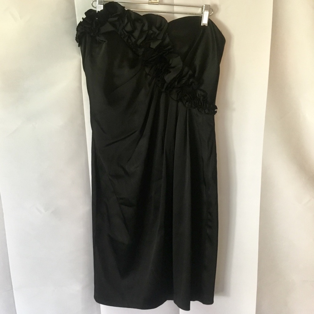 Maggy London Black Strapless Cocktail Dress